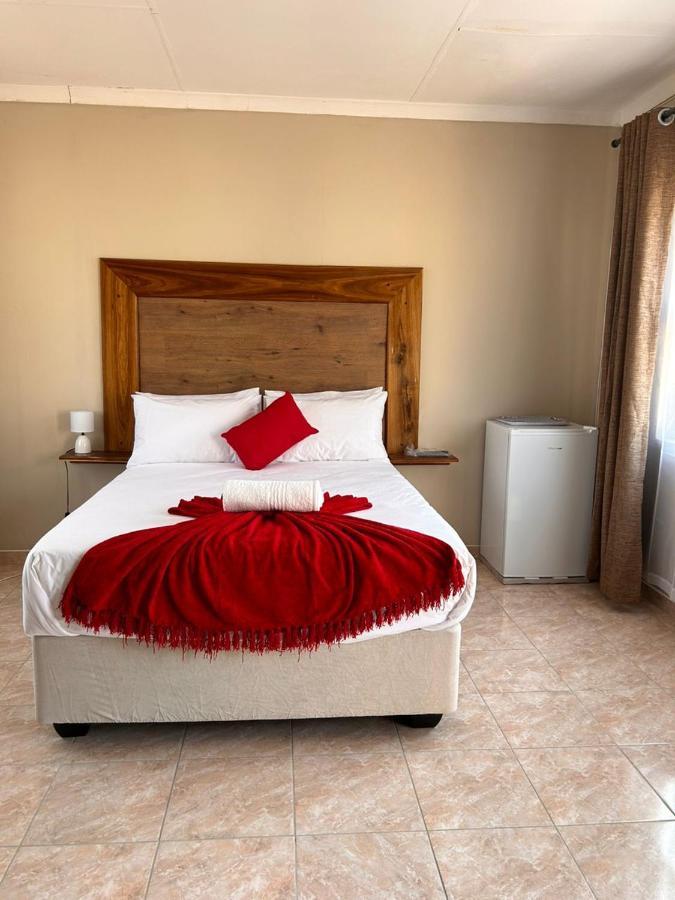 Hotel The Botanical Gardens Rundu Exterior foto